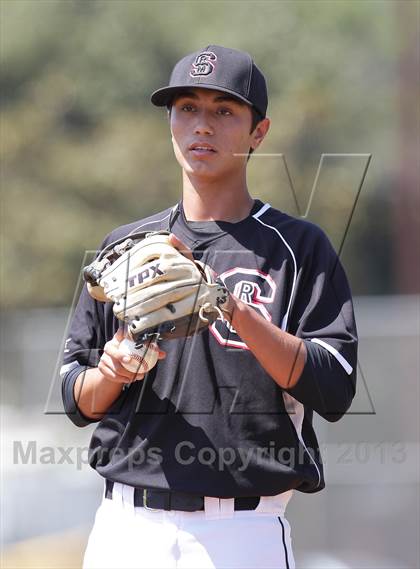 Thumbnail 1 in Rio Mesa @ Hoover photogallery.