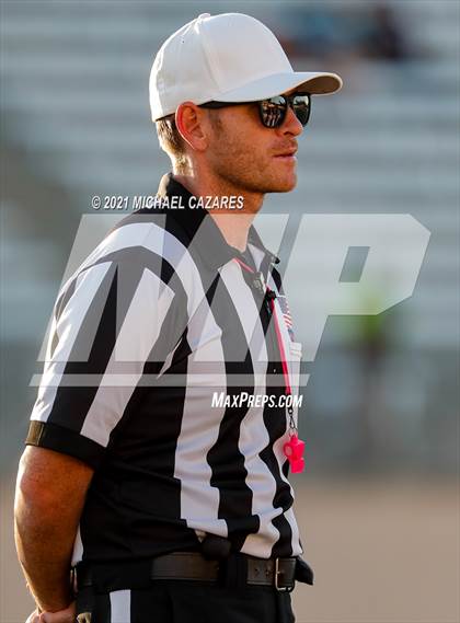 Thumbnail 2 in Escondido vs. Fallbrook photogallery.