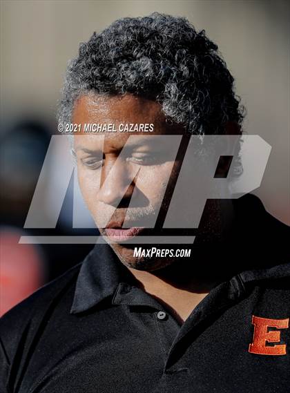 Thumbnail 1 in Escondido vs. Fallbrook photogallery.
