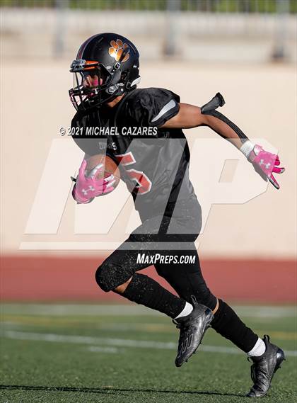 Thumbnail 2 in Escondido vs. Fallbrook photogallery.