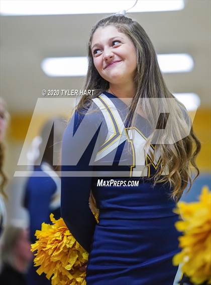 Thumbnail 1 in Mooresville vs. Plainfield (IHSAA 4A Sectional Semifinal) photogallery.