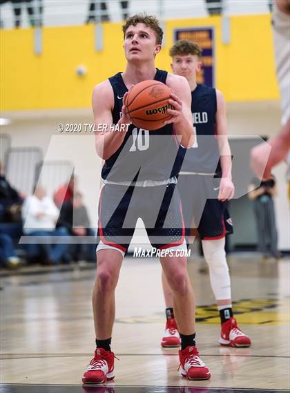 Thumbnail 1 in Mooresville vs. Plainfield (IHSAA 4A Sectional Semifinal) photogallery.