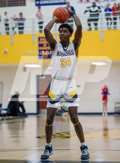 Thumbnail 1 in Mooresville vs. Plainfield (IHSAA 4A Sectional Semifinal) photogallery.