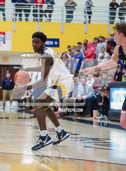 Thumbnail 3 in Mooresville vs. Plainfield (IHSAA 4A Sectional Semifinal) photogallery.