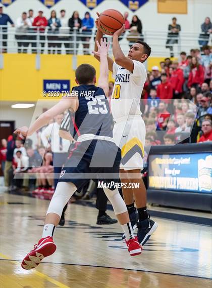 Thumbnail 1 in Mooresville vs. Plainfield (IHSAA 4A Sectional Semifinal) photogallery.