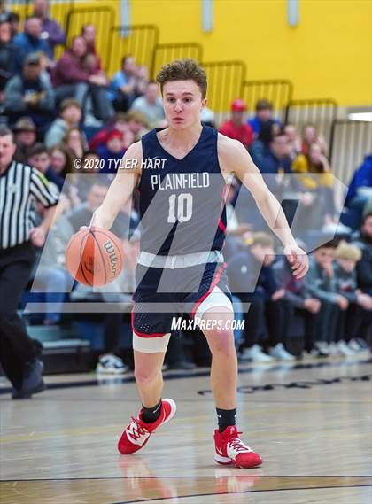 Thumbnail 1 in Mooresville vs. Plainfield (IHSAA 4A Sectional Semifinal) photogallery.