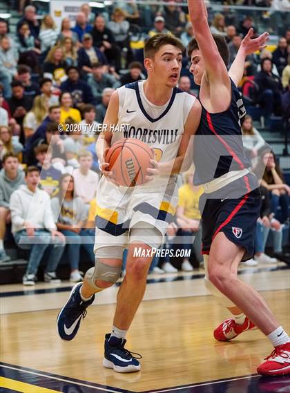 Thumbnail 3 in Mooresville vs. Plainfield (IHSAA 4A Sectional Semifinal) photogallery.