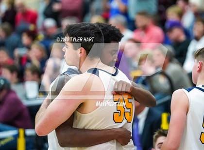 Thumbnail 2 in Mooresville vs. Plainfield (IHSAA 4A Sectional Semifinal) photogallery.