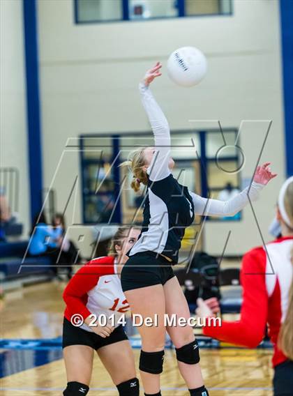 Thumbnail 3 in Clearwater Central Catholic vs. Northside Christian (Berkeley JV Tournament) photogallery.