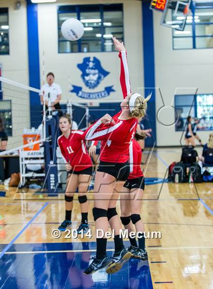 Thumbnail 3 in Clearwater Central Catholic vs. Northside Christian (Berkeley JV Tournament) photogallery.