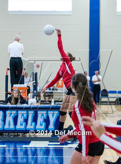 Thumbnail 2 in Clearwater Central Catholic vs. Northside Christian (Berkeley JV Tournament) photogallery.