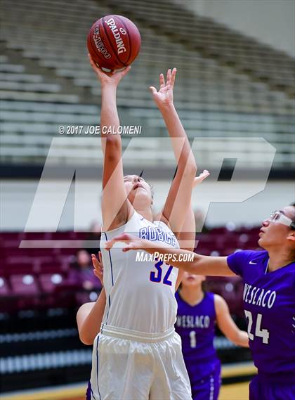 Thumbnail 2 in Weslaco vs Edinburg (NEISD Invitational) photogallery.