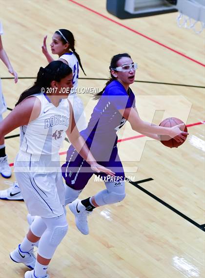 Thumbnail 3 in Weslaco vs Edinburg (NEISD Invitational) photogallery.