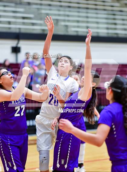 Thumbnail 1 in Weslaco vs Edinburg (NEISD Invitational) photogallery.