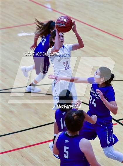Thumbnail 2 in Weslaco vs Edinburg (NEISD Invitational) photogallery.