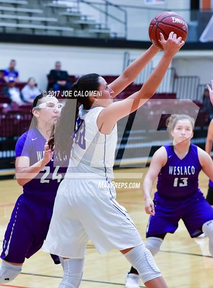Thumbnail 1 in Weslaco vs Edinburg (NEISD Invitational) photogallery.