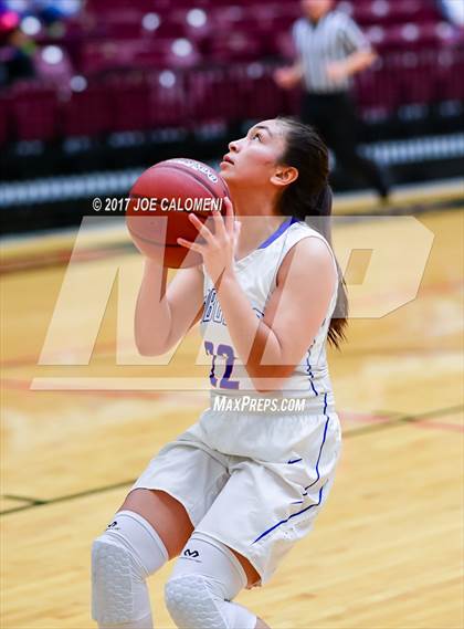 Thumbnail 1 in Weslaco vs Edinburg (NEISD Invitational) photogallery.