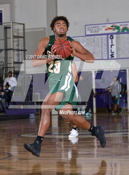Thumbnail 1 in St. Patrick-St. Vincent vs. Pleasant Valley (St. Hope Elite Classic) photogallery.