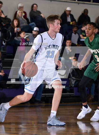 Thumbnail 3 in St. Patrick-St. Vincent vs. Pleasant Valley (St. Hope Elite Classic) photogallery.