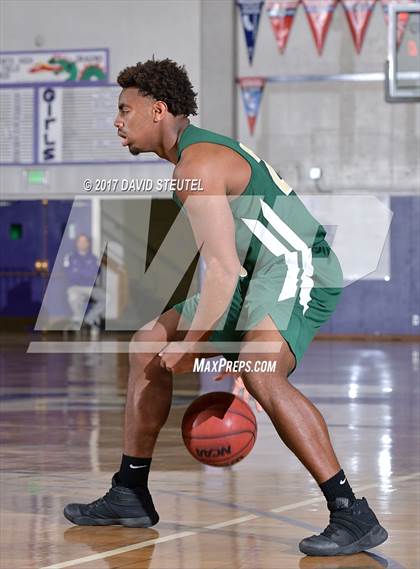 Thumbnail 2 in St. Patrick-St. Vincent vs. Pleasant Valley (St. Hope Elite Classic) photogallery.
