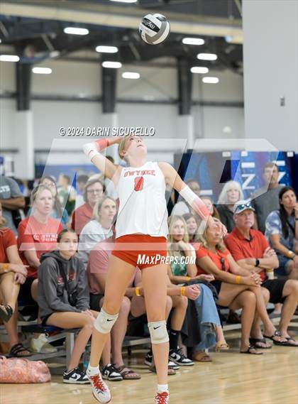 Thumbnail 2 in Owyhee vs. Mission Hills (Nike TOC Southwest) photogallery.