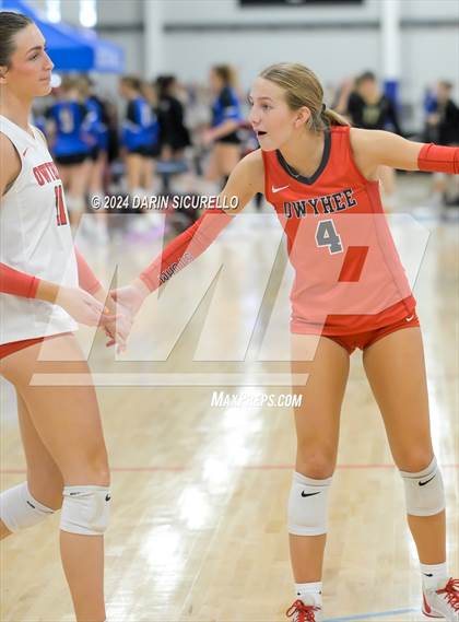 Thumbnail 1 in Owyhee vs. Mission Hills (Nike TOC Southwest) photogallery.