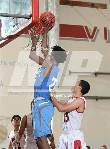 Thumbnail 3 in Mira Loma vs. Sacramento Country Day (Viking Classic) photogallery.
