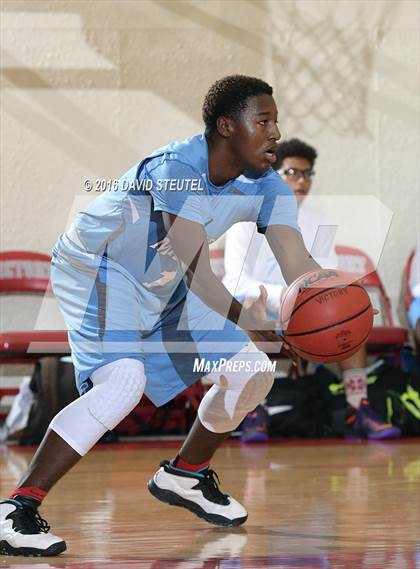 Thumbnail 2 in Mira Loma vs. Sacramento Country Day (Viking Classic) photogallery.