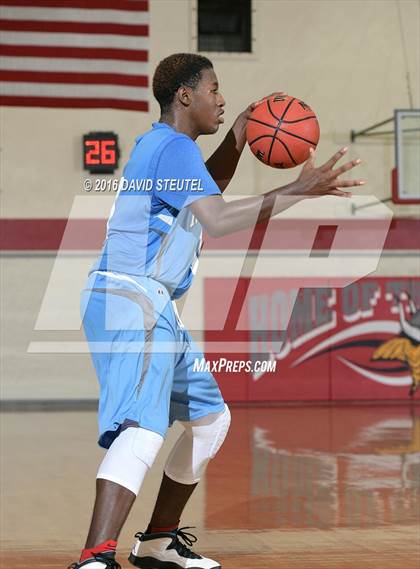 Thumbnail 2 in Mira Loma vs. Sacramento Country Day (Viking Classic) photogallery.