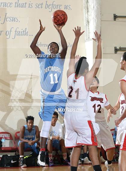 Thumbnail 2 in Mira Loma vs. Sacramento Country Day (Viking Classic) photogallery.