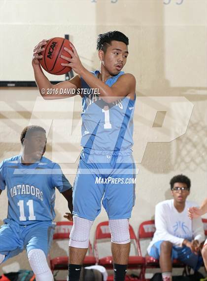 Thumbnail 1 in Mira Loma vs. Sacramento Country Day (Viking Classic) photogallery.