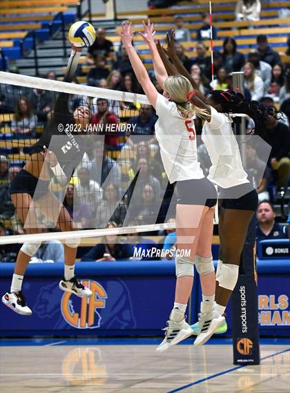 Thumbnail 3 in Saint Francis @ Cathedral Catholic (CIF Open State Final) photogallery.