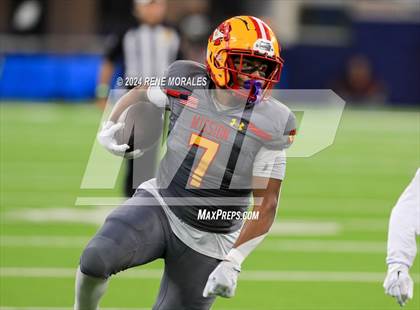 Thumbnail 1 in Long Beach Poly vs Mission Viejo photogallery.