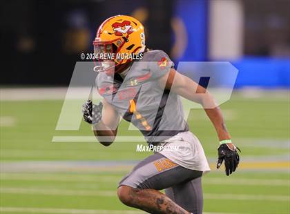 Thumbnail 2 in Long Beach Poly vs Mission Viejo photogallery.