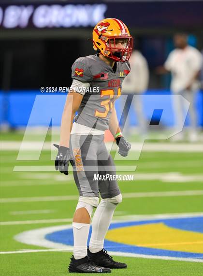 Thumbnail 1 in Long Beach Poly vs Mission Viejo photogallery.
