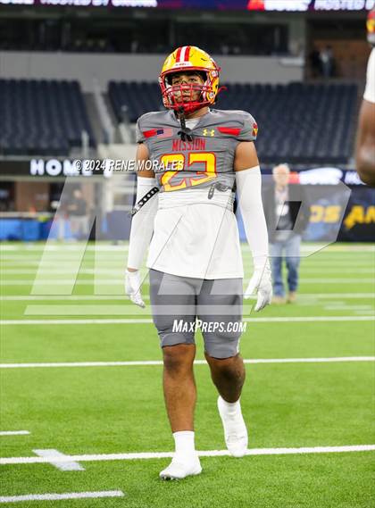 Thumbnail 3 in Long Beach Poly vs Mission Viejo photogallery.