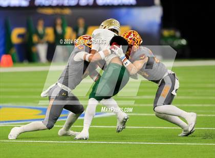 Thumbnail 2 in Long Beach Poly vs Mission Viejo photogallery.