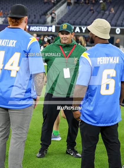 Thumbnail 2 in Long Beach Poly vs Mission Viejo photogallery.
