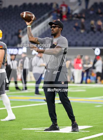 Thumbnail 1 in Long Beach Poly vs Mission Viejo photogallery.