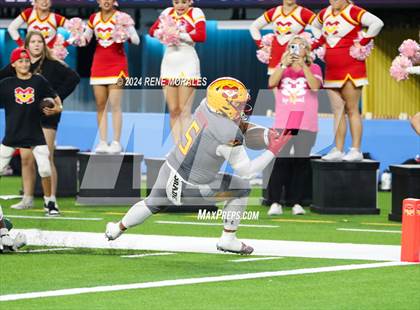 Thumbnail 3 in Long Beach Poly vs Mission Viejo photogallery.