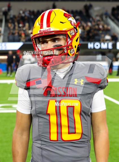Thumbnail 1 in Long Beach Poly vs Mission Viejo photogallery.
