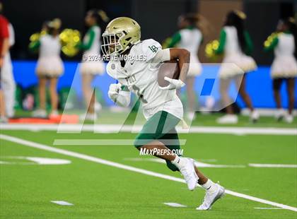 Thumbnail 1 in Long Beach Poly vs Mission Viejo photogallery.