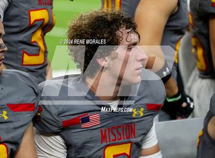Thumbnail 3 in Long Beach Poly vs Mission Viejo photogallery.