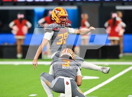 Thumbnail 3 in Long Beach Poly vs Mission Viejo photogallery.