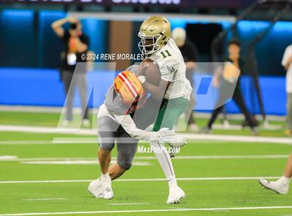 Thumbnail 2 in Long Beach Poly vs Mission Viejo photogallery.