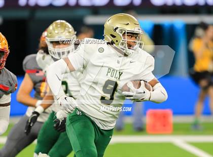 Thumbnail 3 in Long Beach Poly vs Mission Viejo photogallery.