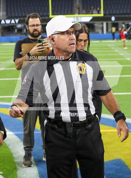 Thumbnail 3 in Long Beach Poly vs Mission Viejo photogallery.