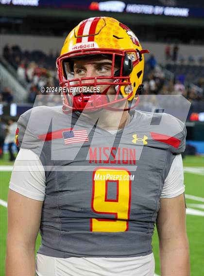 Thumbnail 2 in Long Beach Poly vs Mission Viejo photogallery.