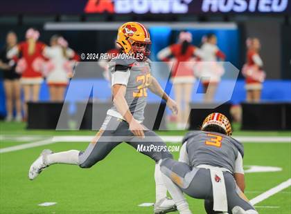 Thumbnail 2 in Long Beach Poly vs Mission Viejo photogallery.