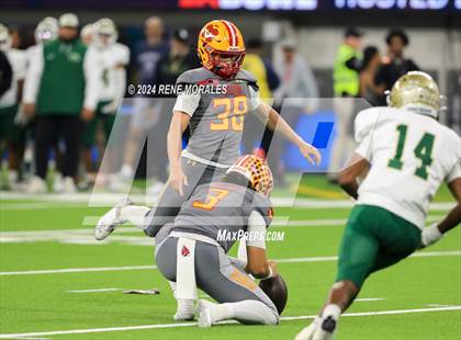 Thumbnail 1 in Long Beach Poly vs Mission Viejo photogallery.